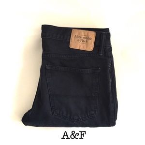 A&F Skinny Black wash jeans